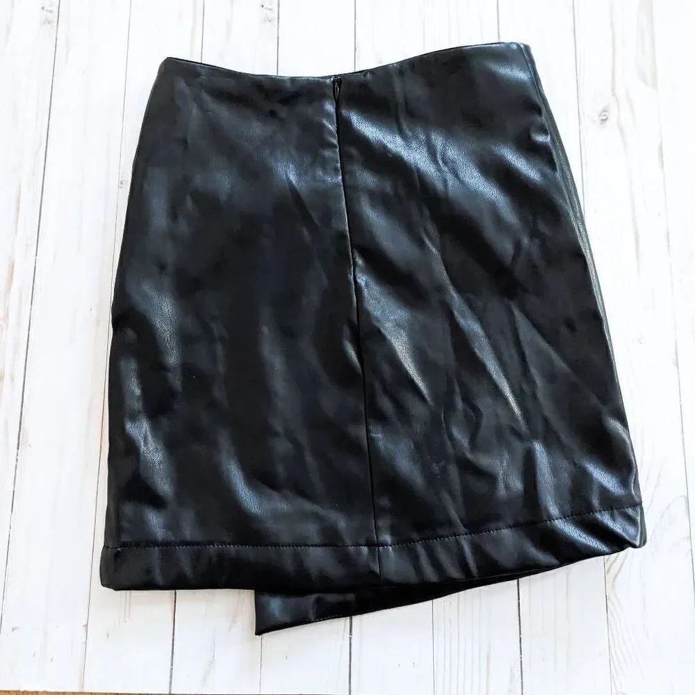 Thatssofetch Murk Skirt Black PU NWT